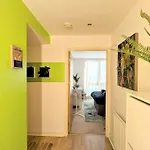 דירה Stylish Harbourside בריסטול